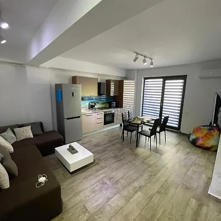 Building Stefan Mamaia Nord 아파트 *